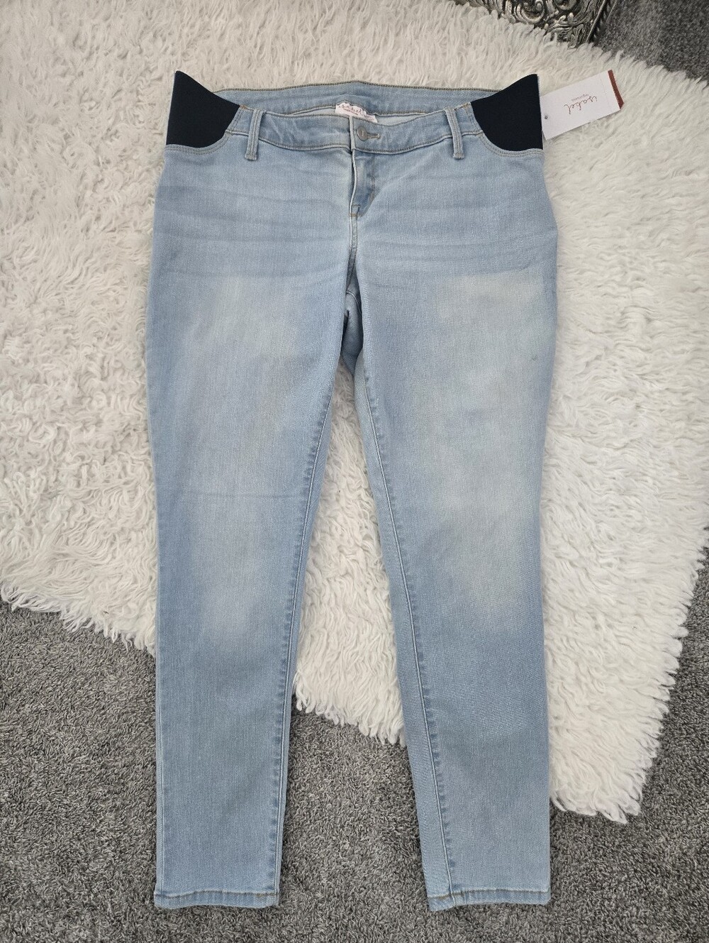 Isabel Maternity Super Stretch Skinny Jeans. Size 12. New.